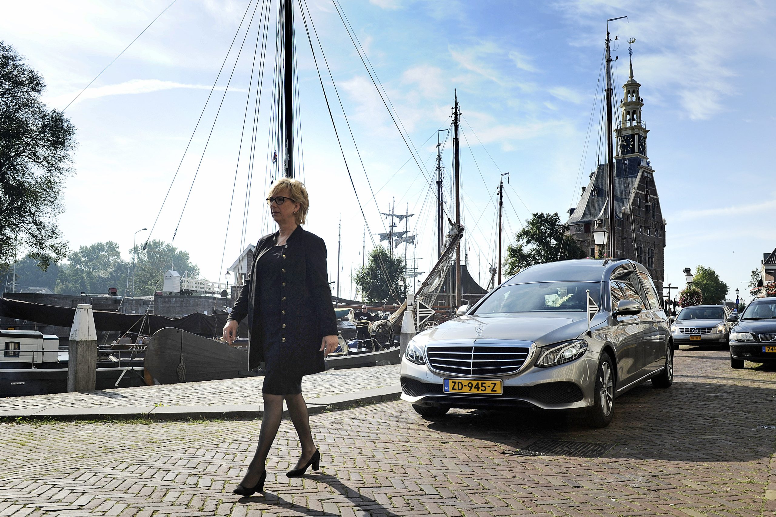 Uitvaartbegeleidster Joyce Nannings in Hoorn scaled